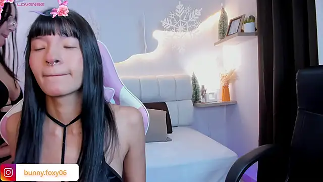 foxybunny online show from January 6, 4:16 am