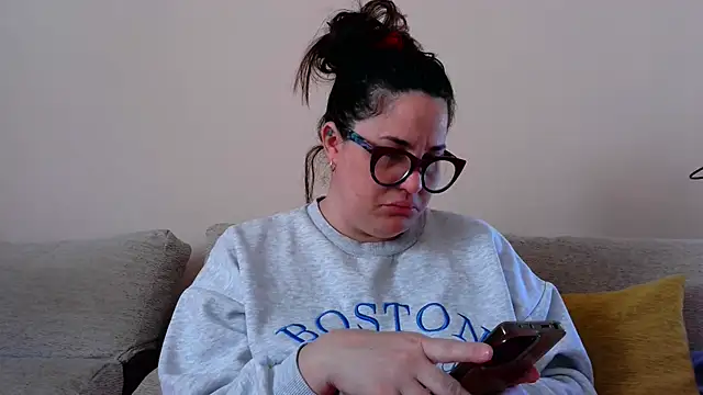 Cuquita83 online show from March 26, 8:27 am