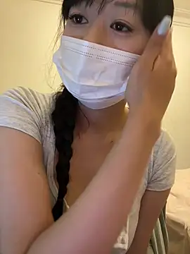 Minnie-2025 online show from June 11, 4:37 pm