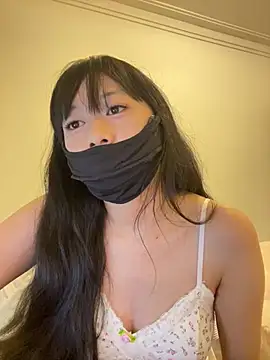Minnie-2025 online show from June 14, 4:40 pm
