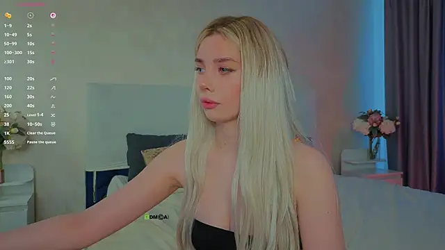  sophielov online show from June 15, 1:22 pm