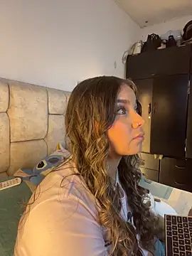 AnnyLopezzz  online show from March 20, 5:01 am