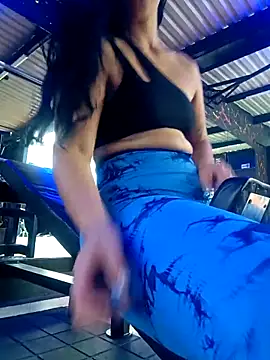 Sol Sunny online show from February 9, 9:39 pm