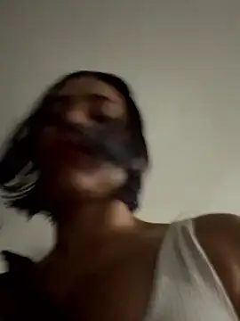 AlannaEvons online show from December 19, 11:19 pm