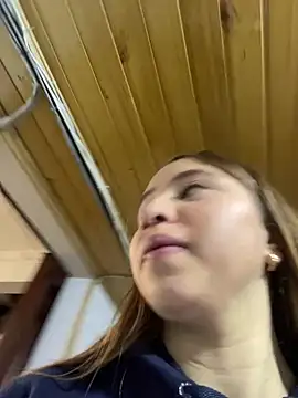 mia skys online show from February 16, 12:05 pm