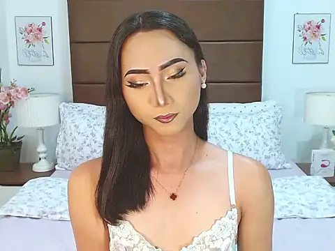 BlaireWilzon online show from April 4, 8:24 am