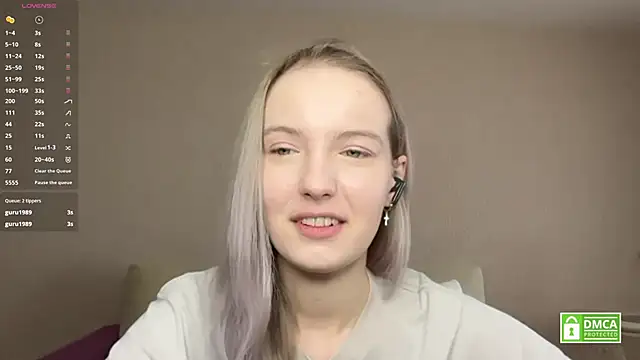 HongTomczak online show from March 4, 7:37 am