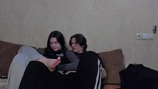 muuur fam online show from January 14, 8:14 pm