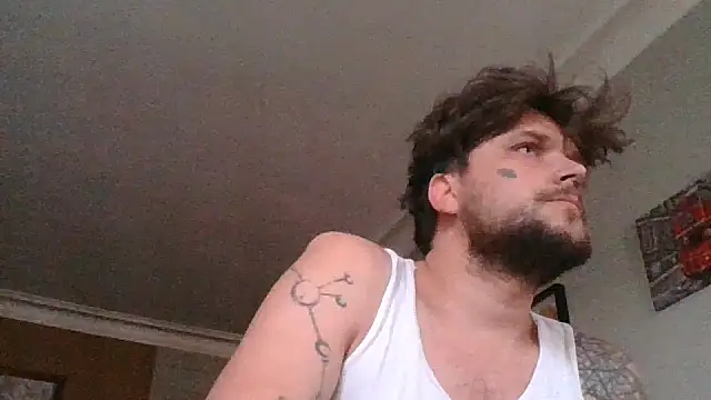Titilouonlyf69 online show from July 23, 7:00 pm