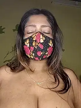 Love143A online show from February 14, 5:09 am