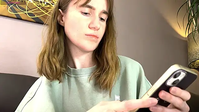 velina   online show from September 30, 7:52 pm