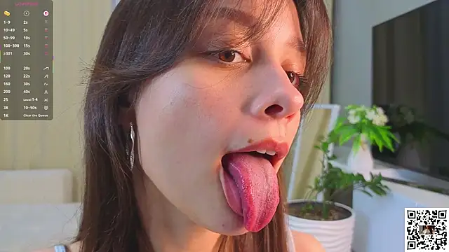 Snapshot of VineciaDestors chatting on September 26, 6:38 pm VineciaDestors online show from September 26, 6:38 pm