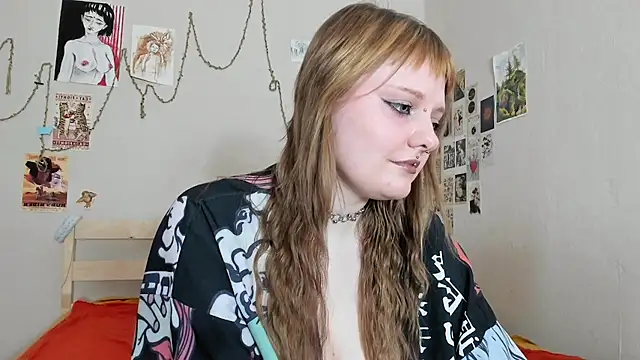 WonderConnie1 online show from July 25, 10:44 am
