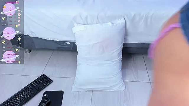 ScarletStarr online show from January 10, 4:39 am