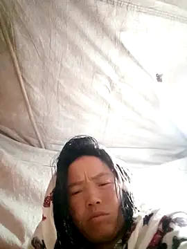 hera-00 online show from December 18, 5:01 am