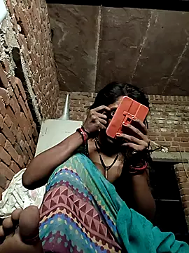 Snapshot of Xx_pooja chatting on October 3, 7:52 pm Xx pooja online show from October 3, 7:52 pm