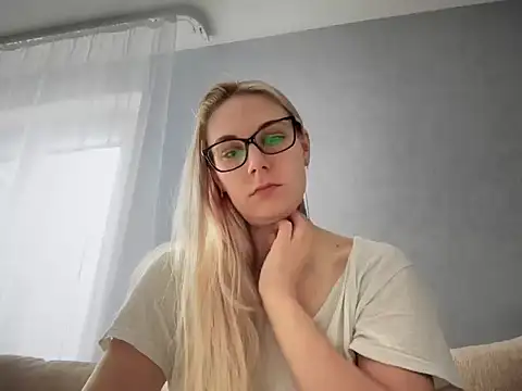 NikexPretty online show from November 1, 9:57 am