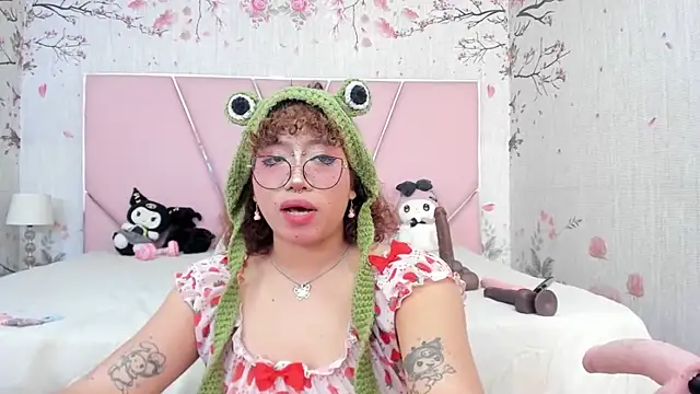 SafiroAgataaa online show from February 22, 6:47 am