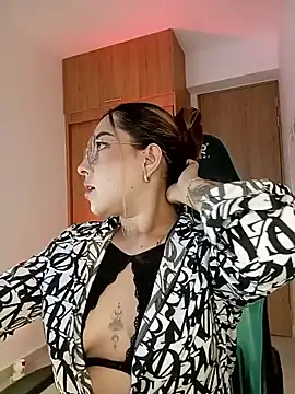 Tamara valentine online show from April 16, 8:36 am