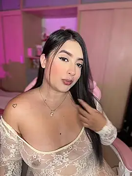 Emiily Moore1 online show from June 26, 12:23 am