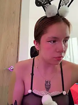 aliciia 23 online show from March 21, 10:37 pm