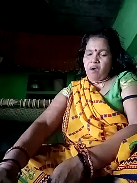 Manavi x online show from April 12, 7:55 am