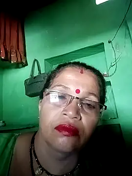 Manavi x online show from September 24, 8:35 am