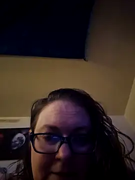 Yamiko42 online show from April 15, 1:55 pm