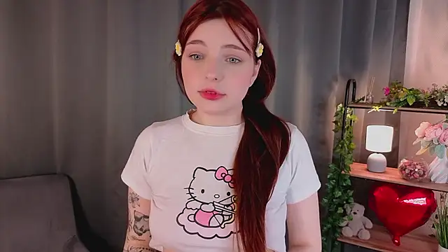 AnnieKim  online show from February 15, 4:06 pm