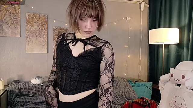 KikiMoor online show from February 26, 10:03 am