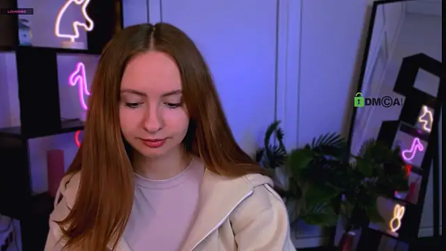 mila glow1 online show from September 28, 8:41 am