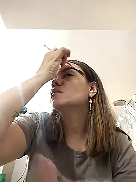 Sky Junne online show from October 11, 5:59 pm