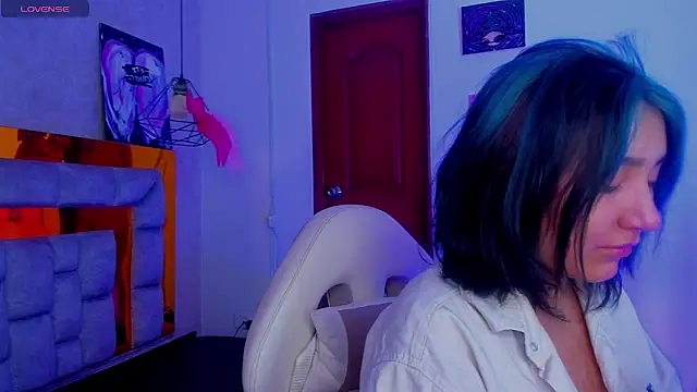 sophiievv online show from February 28, 7:35 pm