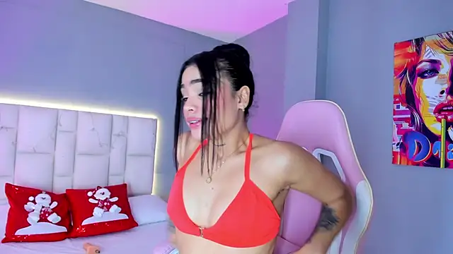 SammyRose  online show from December 4, 9:15 pm