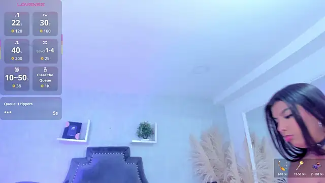 BritanyBrown  online show from March 21, 8:19 am