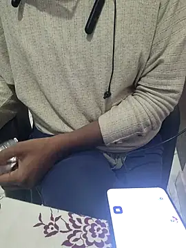 FUNS32514 online show from December 17, 1:15 pm