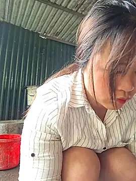 ALIENHR38 online show from April 15, 1:28 am