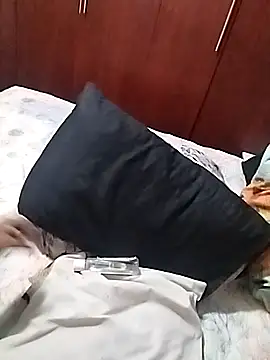 hemilynthomas2467 online show from April 12, 10:29 am