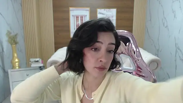 sara lopez s online show from February 23, 1:21 pm