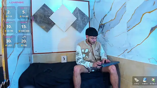 Golldens Dreamss online show from October 15, 8:55 pm