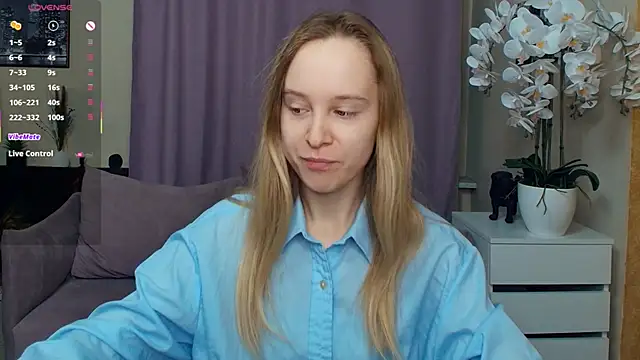 SoonMoor online show from March 2, 7:09 pm