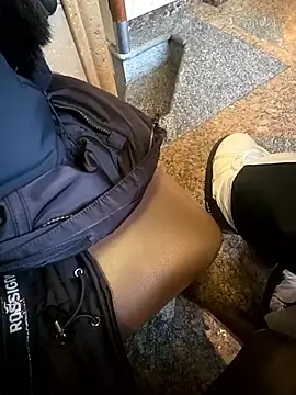 sexy7883 online show from March 29, 7:18 am