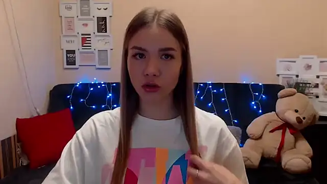 aSingleOne online show from February 18, 9:03 pm