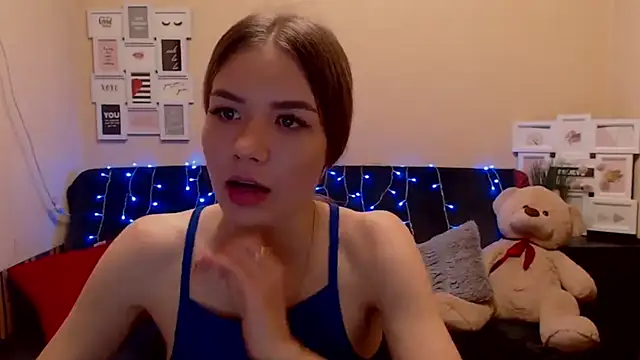 aSingleOne online show from February 14, 2:57 am