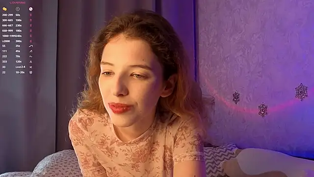 Sunflovery online show from December 18, 8:57 pm