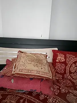 Deepa Sharma143 online show from March 16, 2:47 am