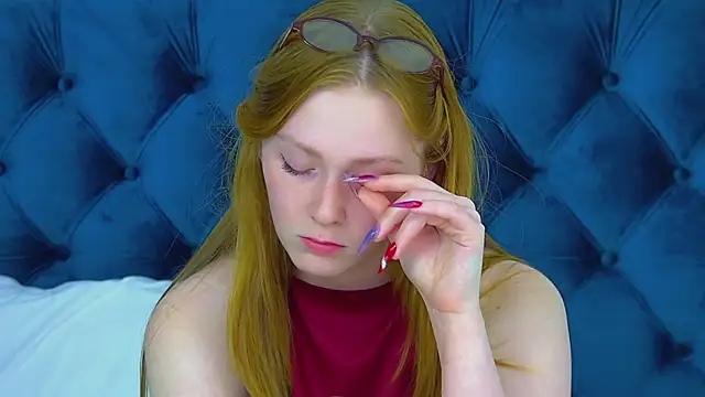 AgataFoxley online show from October 8, 6:34 pm