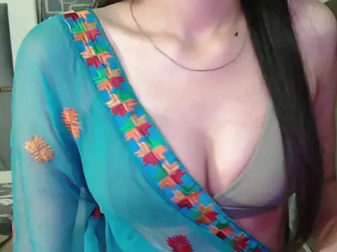 cute seemu online show from June 15, 2:34 am