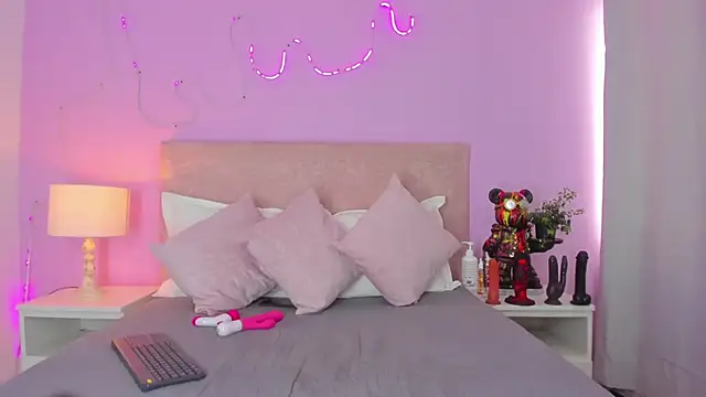 EmaRae1499 online show from January 5, 7:06 pm