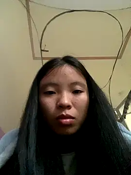 viluna online show from November 20, 4:24 am